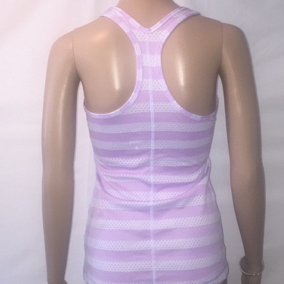 **SOLD** NIKE Athletic Tank Top - Picture 3 of 8